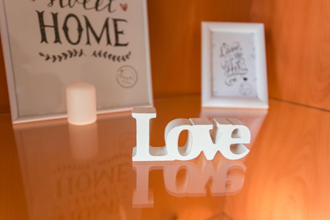 Love Centre Torremolinos Exterior foto
